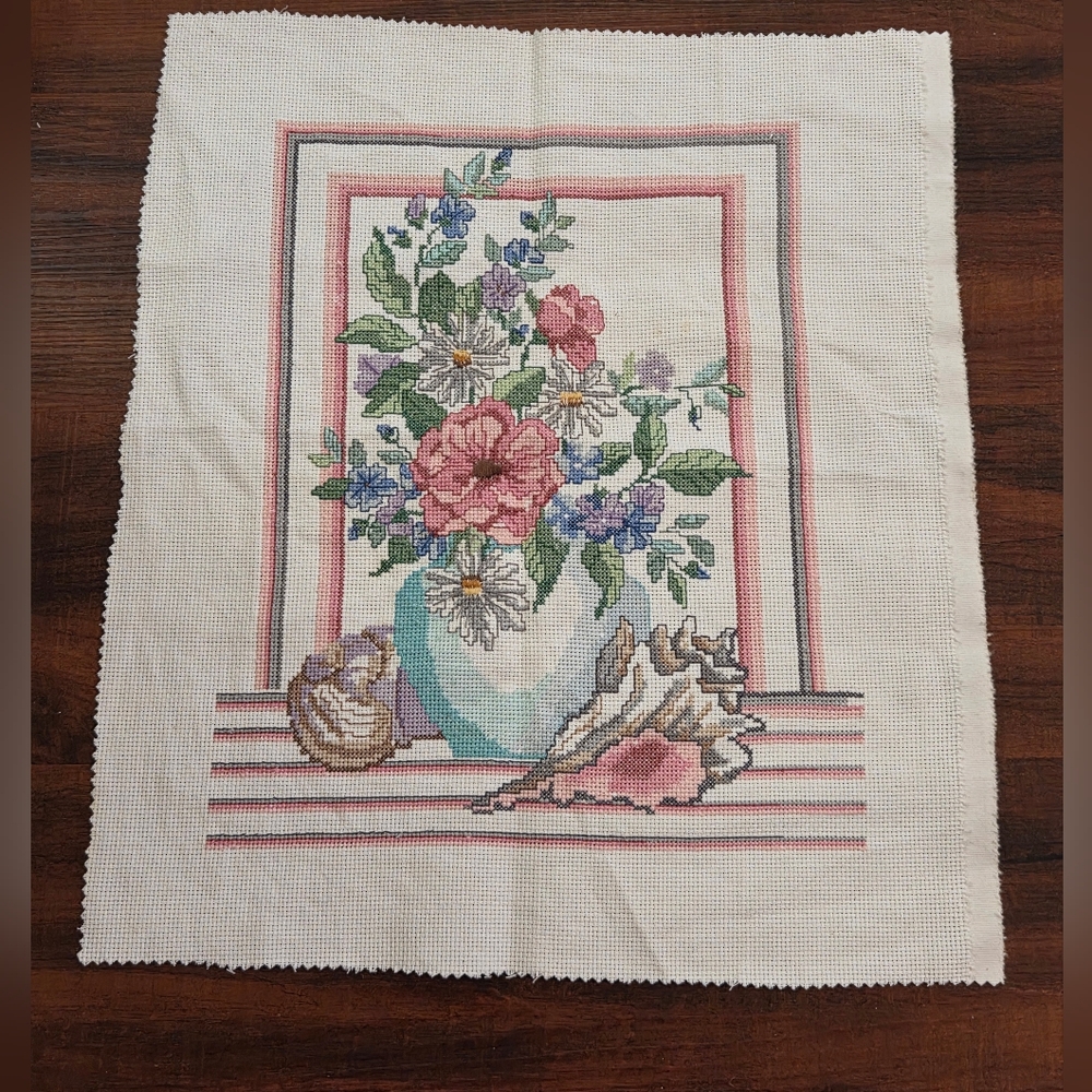 Vintage Golden Bee Completed Cross Stitch Shells And Floral Vase 60278